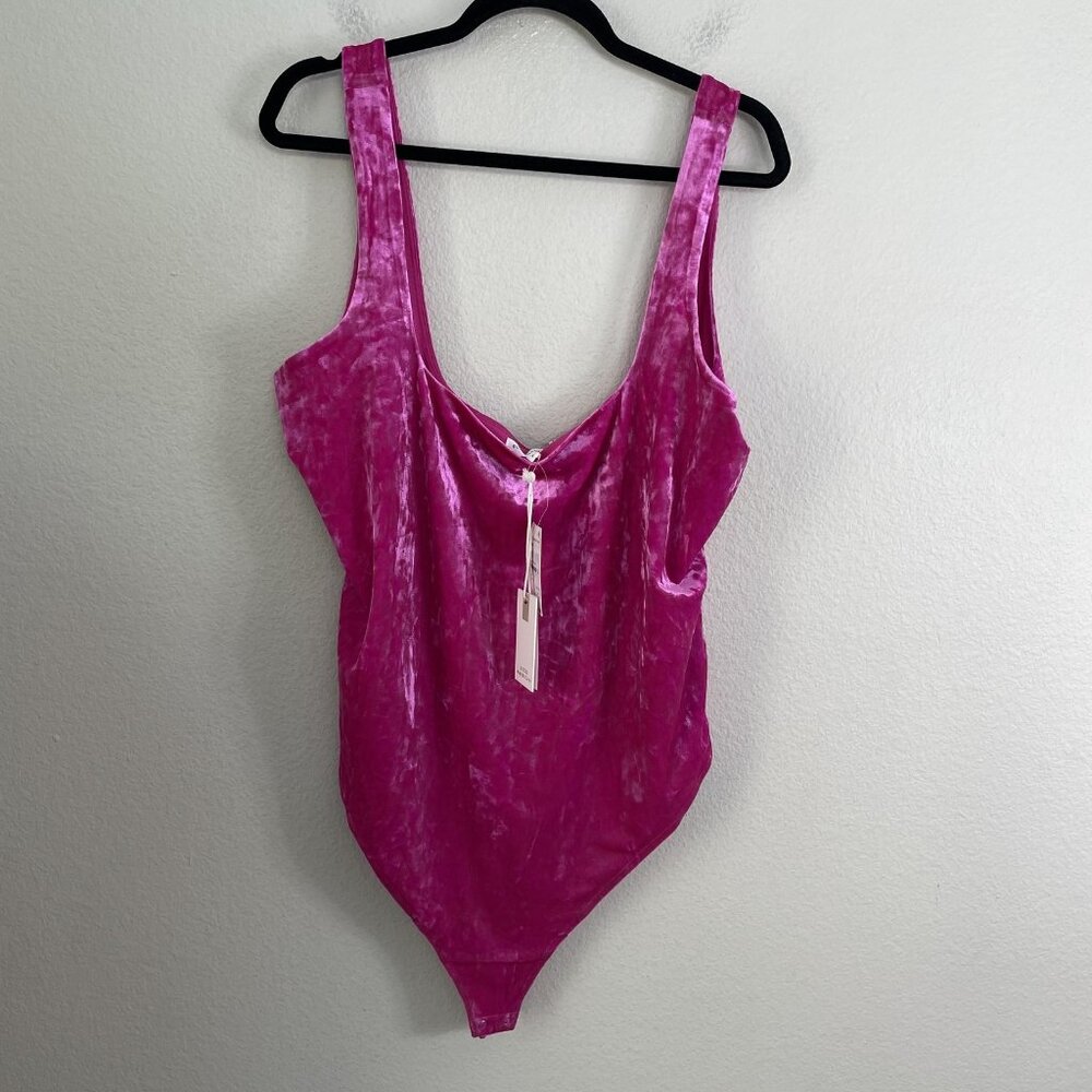 NEW Good American Bodysuit Womens 7 Plus Size Pink Velvet Fuchsia Stretch